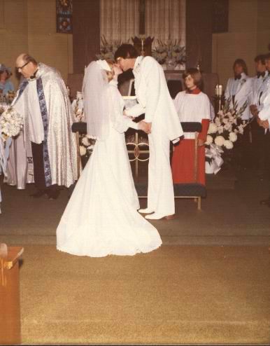 A bride and groom; Actual size=180 pixels wide